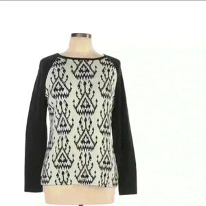 J. McLaughlin Ribbed Black and White Geometric Pattern Cotton Blend Boxy Sweater